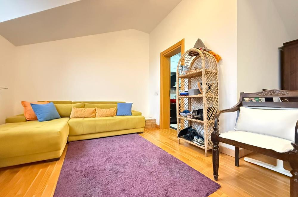 SERTAÇ MAZI'DAN KEMER CORNER'DA KEYİFLİ BÜYÜK 3+1 ÇATI DUBLEKS