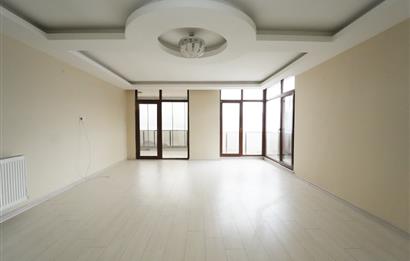 C21 Cius; Panorama Plus'ta Deniz Manzaralı Havuzlu Ara Kat Daire