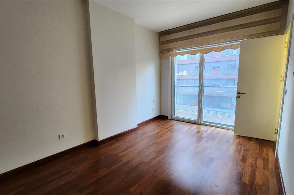 ÇİFTEHAVUZLAR SAHİLDE KEMAL SUNALDA YENİ BİNA 3+1 