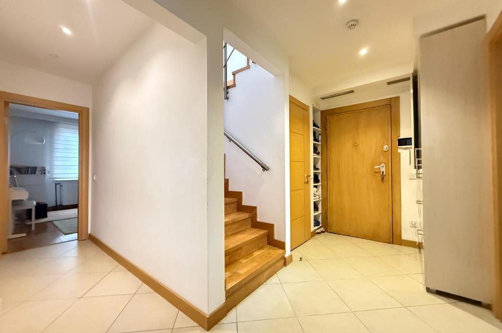 SERTAÇ MAZI'DAN KEMER CORNER'DA KEYİFLİ BÜYÜK 3+1 ÇATI DUBLEKS