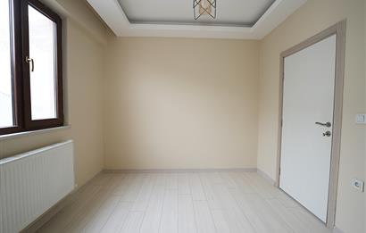 C21 Cius; Panorama Plus'ta Deniz Manzaralı Havuzlu Ara Kat Daire