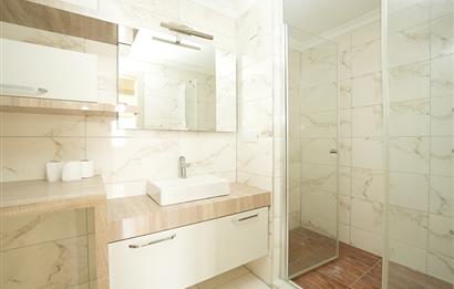 C21 Cius; Panorama Plus'ta Deniz Manzaralı Havuzlu Ara Kat Daire