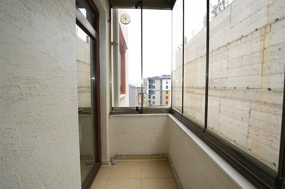 C21 Cius; Panorama Plus'ta Deniz Manzaralı Havuzlu Ara Kat Daire