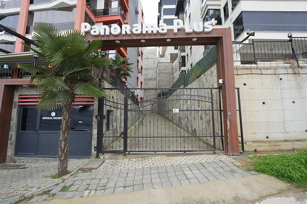 C21 Cius; Panorama Plus'ta Deniz Manzaralı Havuzlu Ara Kat Daire