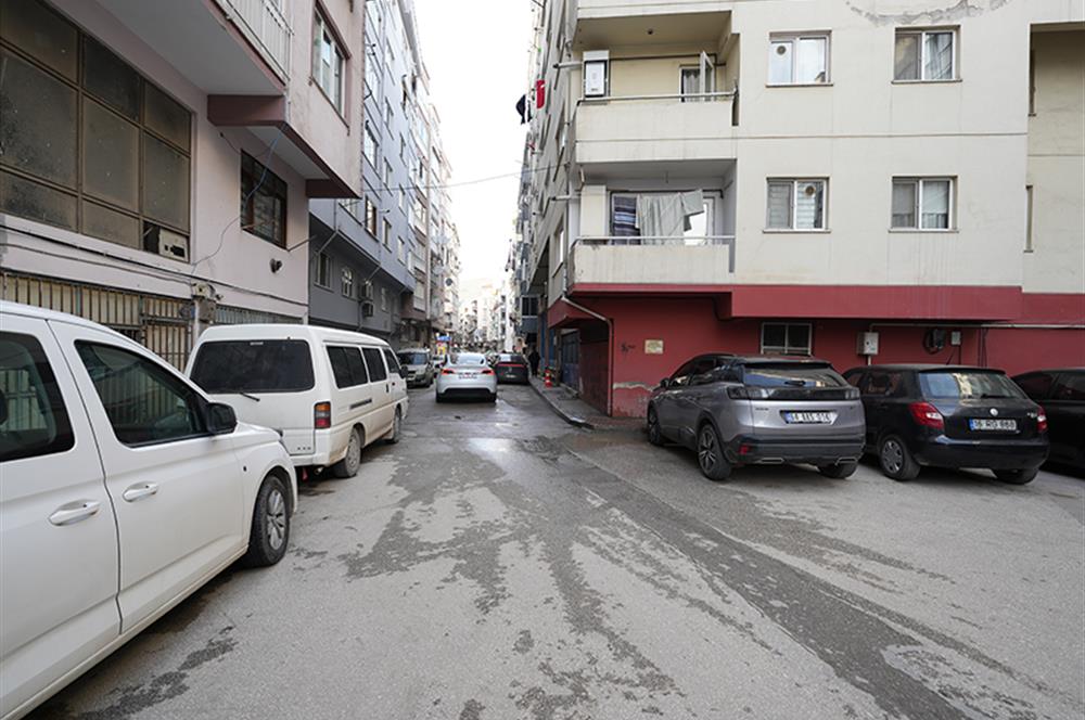 C21 Cius; Gazhane Caddesinde Kiralık Dükkan