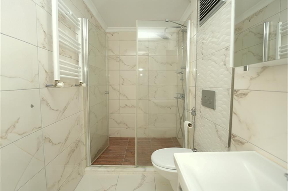 C21 Cius; Panorama Plus'ta Deniz Manzaralı Havuzlu Ara Kat Daire