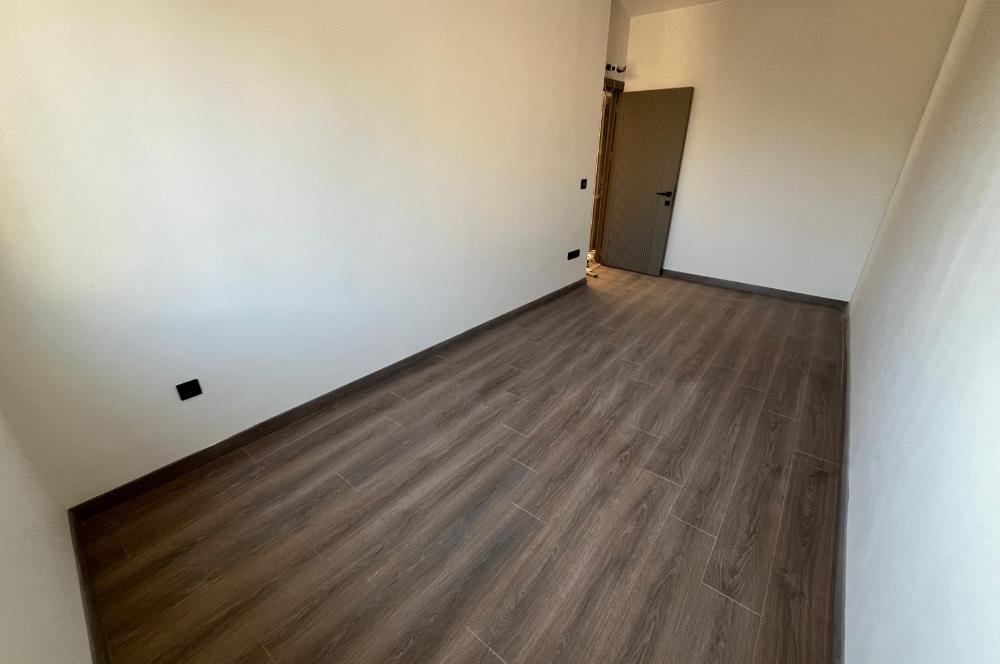 ALTINTEPE'DE DENİZ MANZARALI YERDEN ISITMALI KÖŞE 3+2 DUBLEKS