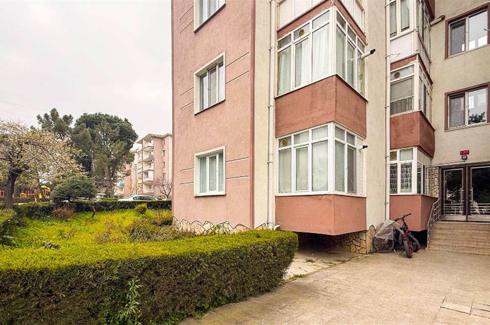 C21 Bal'dan Hasan Basri Çantay Mah.'de Satılık 2+1 Daire