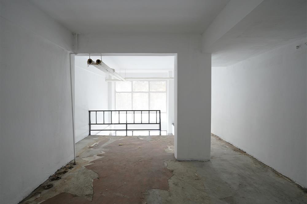 C21 Cius; Gazhane Caddesinde Kiralık Dükkan