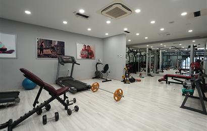 C21 Cius; Panorama Plus'ta Deniz Manzaralı Havuzlu Ara Kat Daire