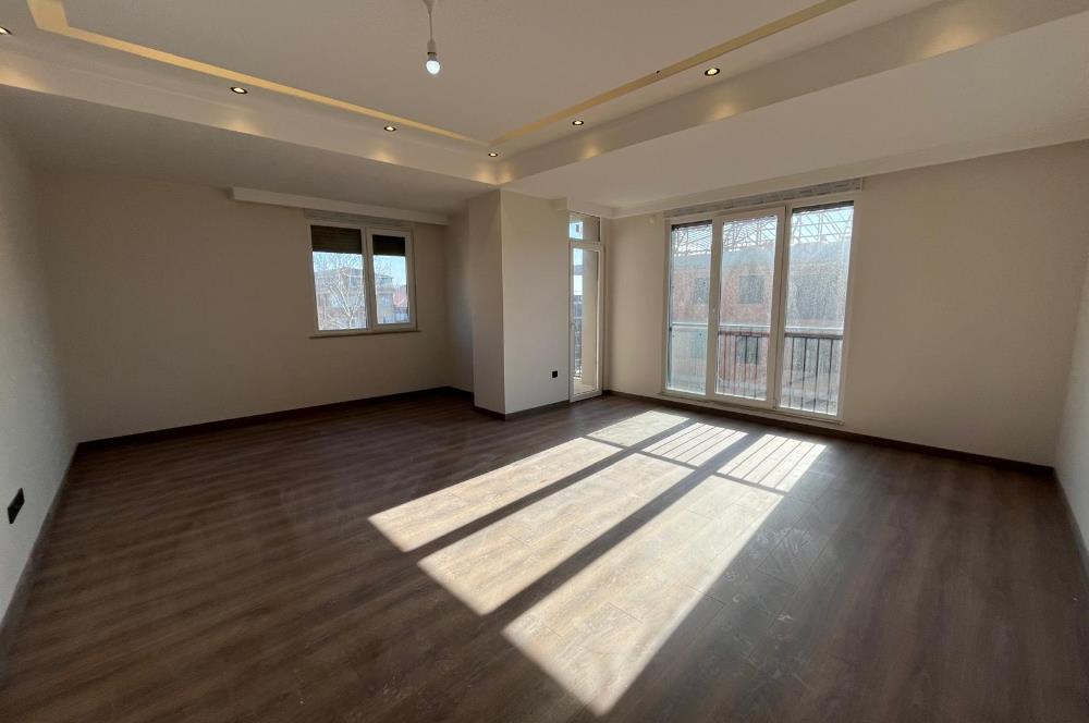 ALTINTEPE'DE DENİZ MANZARALI YERDEN ISITMALI KÖŞE 3+2 DUBLEKS