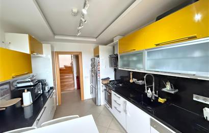 SERTAÇ MAZI'DAN KEMER CORNER'DA KEYİFLİ BÜYÜK 3+1 ÇATI DUBLEKS