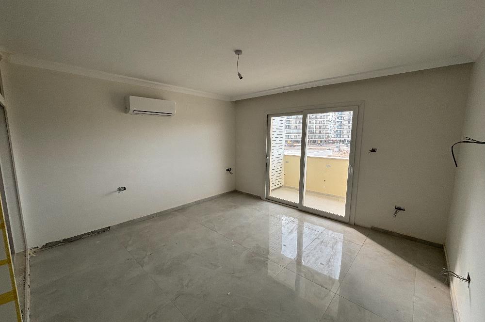 İskele Bellagio'da Denize Yakın Eşyalı 1+1 Satılık Daire