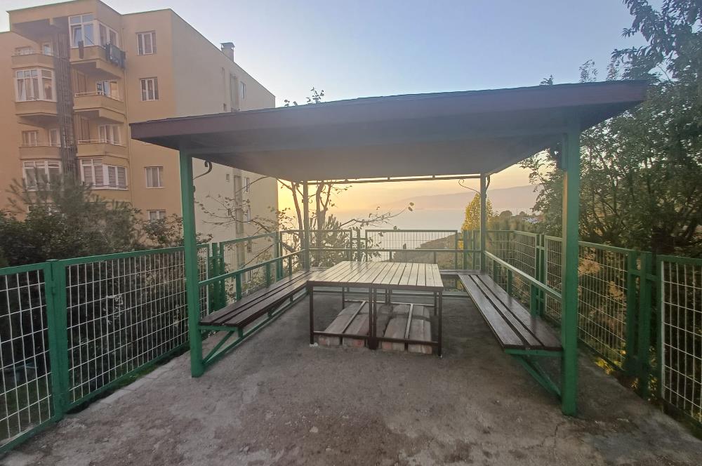 C21 Cius; Cumhuriyet'te Deniz Manzaralı Satılık Fırsat 3+1 Daire