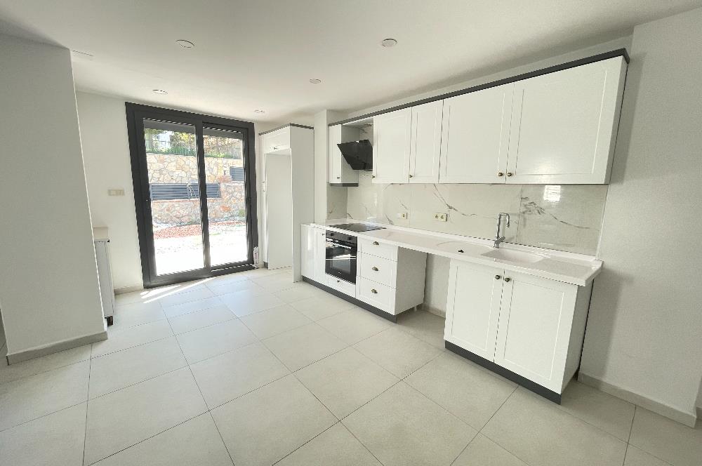 Bağla'da Deniz Manzaralı Kiralık Müstakil Dublex