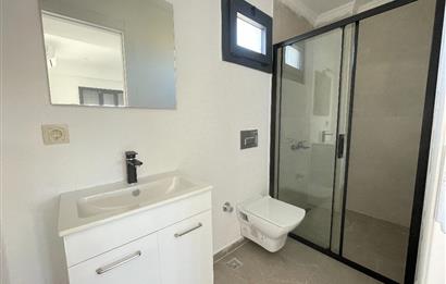 Bağla'da Deniz Manzaralı Kiralık Müstakil Dublex