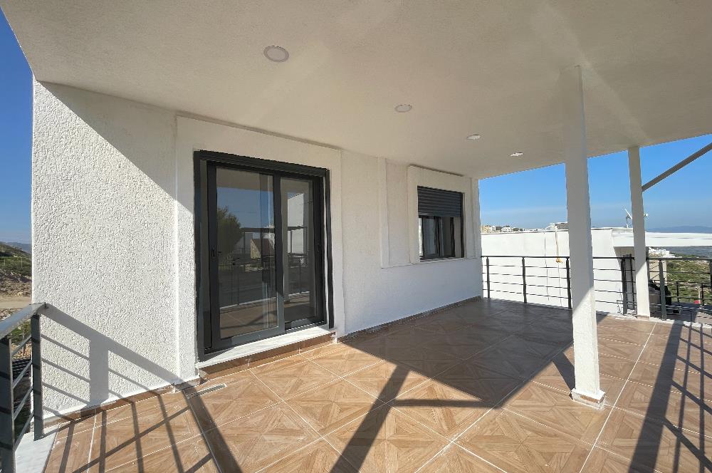 Bağla'da Deniz Manzaralı Kiralık Müstakil Dublex