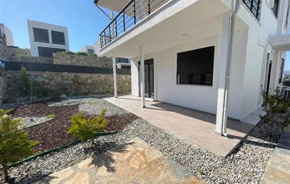 Bağla'da Deniz Manzaralı Kiralık Müstakil Dublex