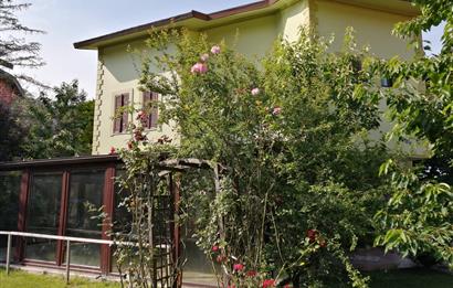  Zekeriyaköy Merkez'de Butik Sitede Kiralık Villa