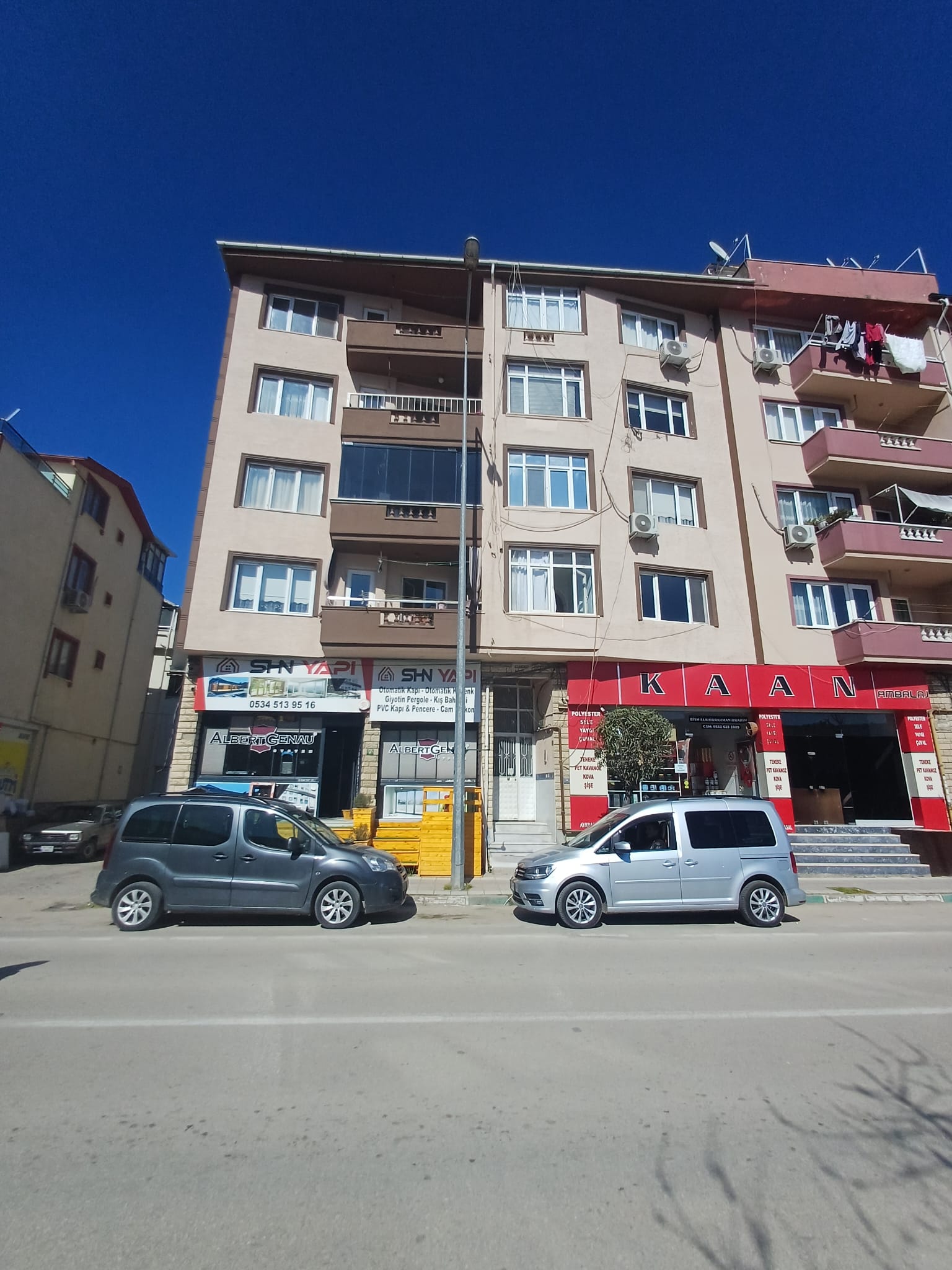 C21 Cius; Orhangazi Caddesinde 120 m2 3+1 Geniş Daire