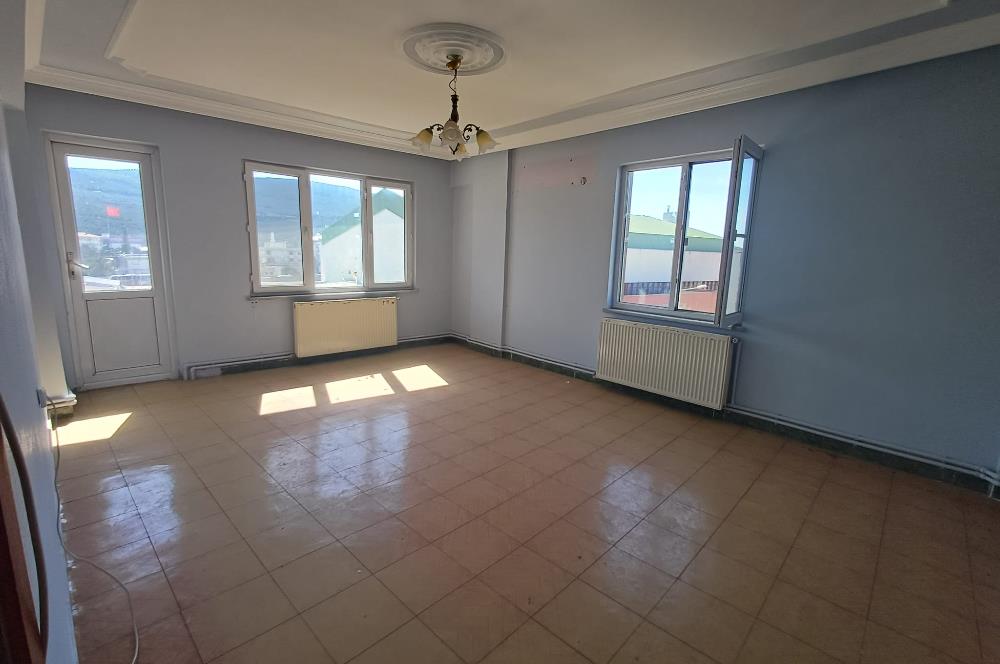 C21 Cius; Orhangazi Caddesinde 120 m2 3+1 Geniş Daire