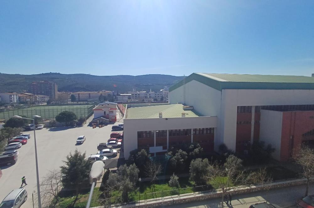 C21 Cius; Orhangazi Caddesinde 120 m2 3+1 Geniş Daire