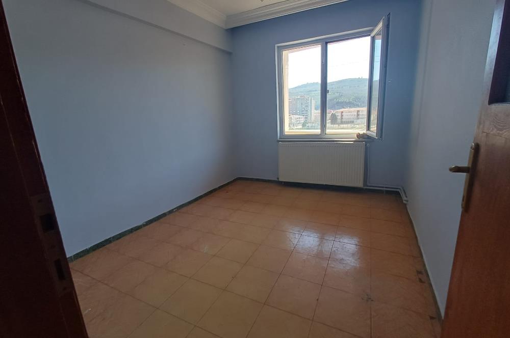 C21 Cius; Orhangazi Caddesinde 120 m2 3+1 Geniş Daire