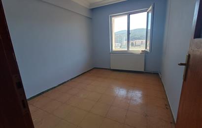 C21 Cius; Orhangazi Caddesinde 120 m2 3+1 Geniş Daire