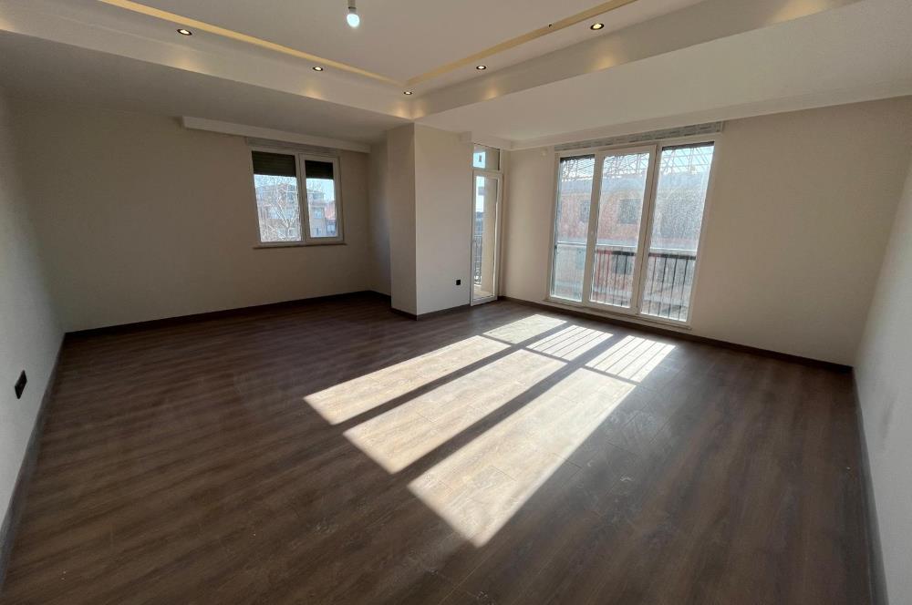 ALTINTEPE'DE DENİZ MANZARALI YERDEN ISITMALI KÖŞE 3+2 DUBLEKS