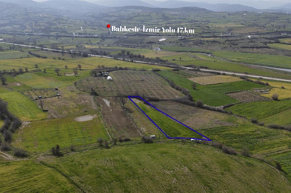 C21 WİNNER BALIKESİR AKÇAKÖY 1.170m² SATILIK TARLA