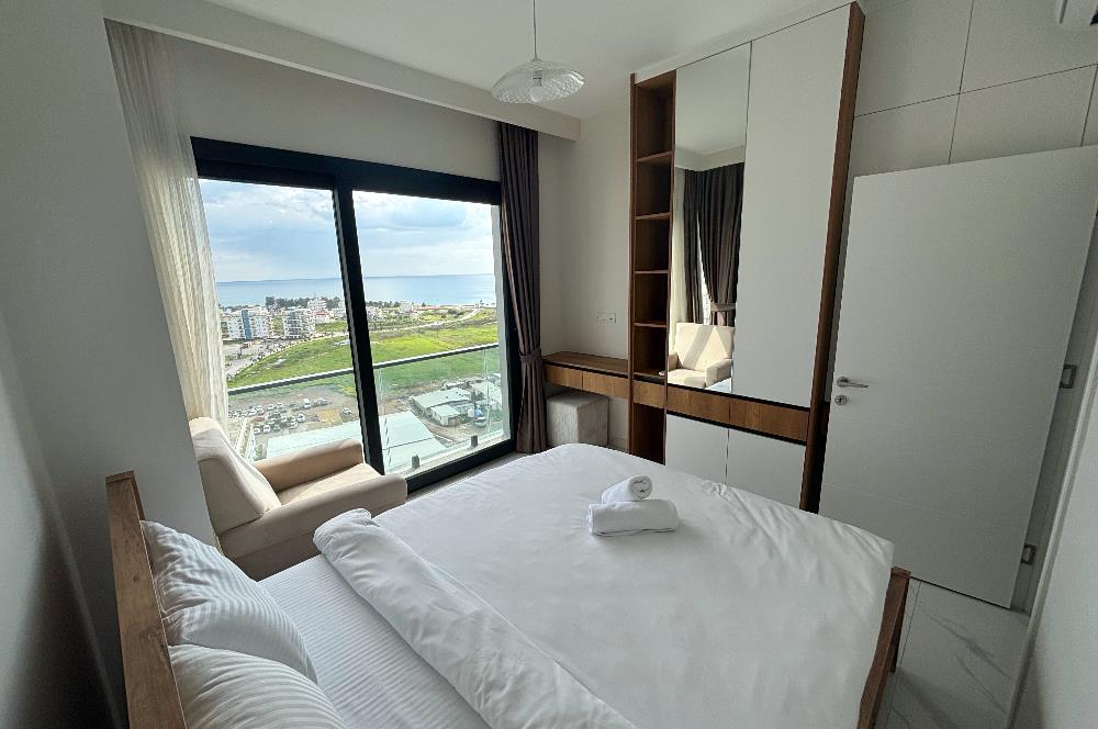 İskele Long Beach Riverside Life'da Tam Eşyalı 2+1 Satılık Daire