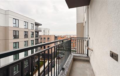 Century21 Bal'dan Emlak Konutlarında Devirli Satılık 1+1 Daire