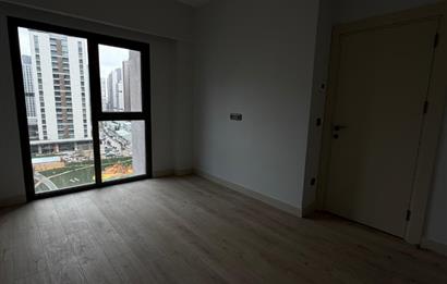 C21 ROOF'dan EMLAK KONUT 10.ETAP KAPALI MUTFAK 2+1 KİRALIK DAİRE