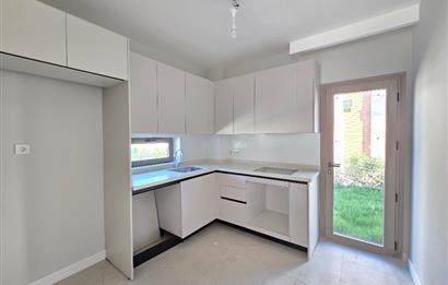 Dereköyde Yeni Sitede Bahçe Kullanımlı Kiralık 2+1 Daire 