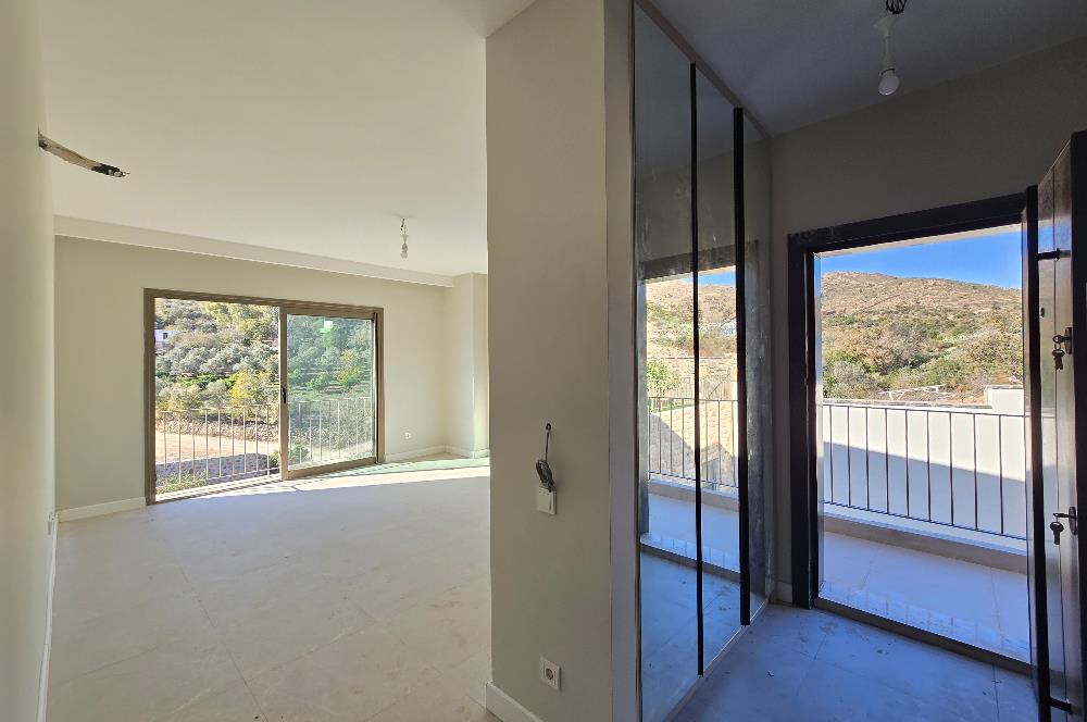 Dereköyde Yeni Sitede Bahçe Kullanımlı Kiralık 2+1 Daire 