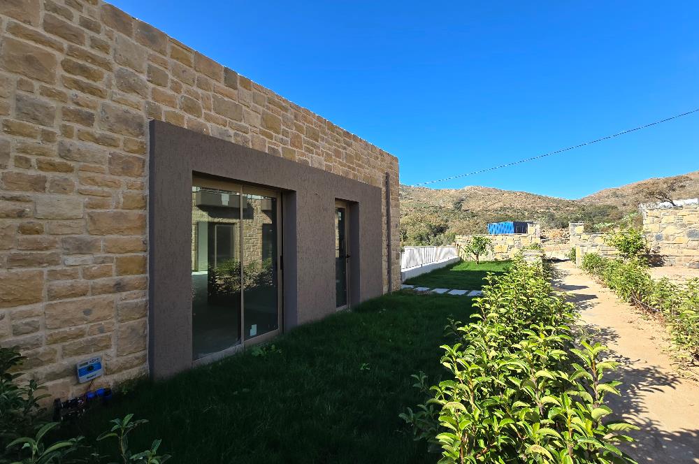 Dereköyde Yeni Sitede Bahçe Kullanımlı Kiralık 2+1 Daire 