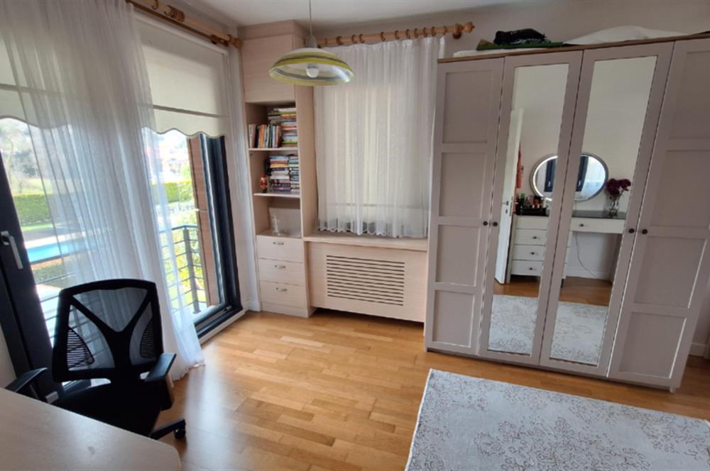 MERKEZ ZEKERİYAKÖY SİTESİ, KİRALIK 3+1 BAHÇE KATI DUBLEKS DAİRE