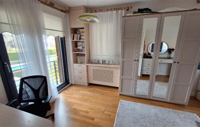 MERKEZ ZEKERİYAKÖY SİTESİ, KİRALIK 3+1 BAHÇE KATI DUBLEKS DAİRE