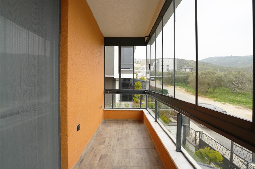 C21 Cius; Umurbey'de Bahçeli Dubleks Villa