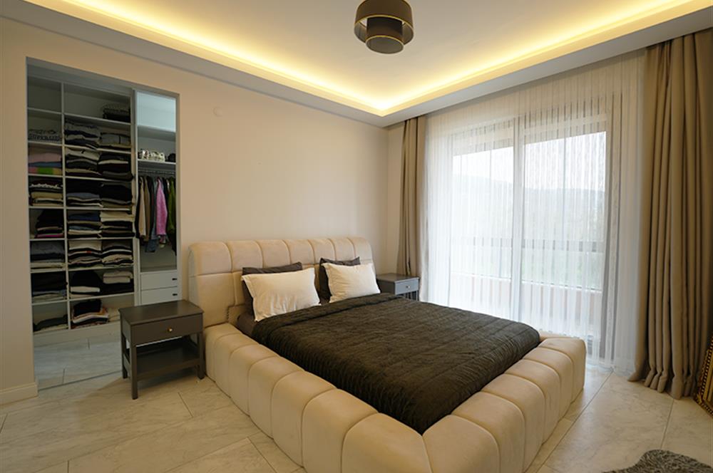 C21 Cius; Umurbey'de Bahçeli Dubleks Villa