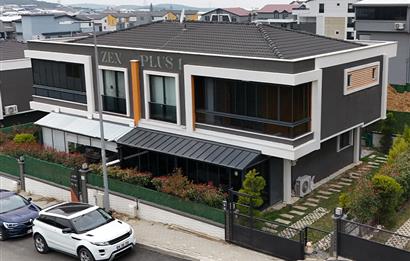 C21 Cius; Umurbey'de Bahçeli Dubleks Villa