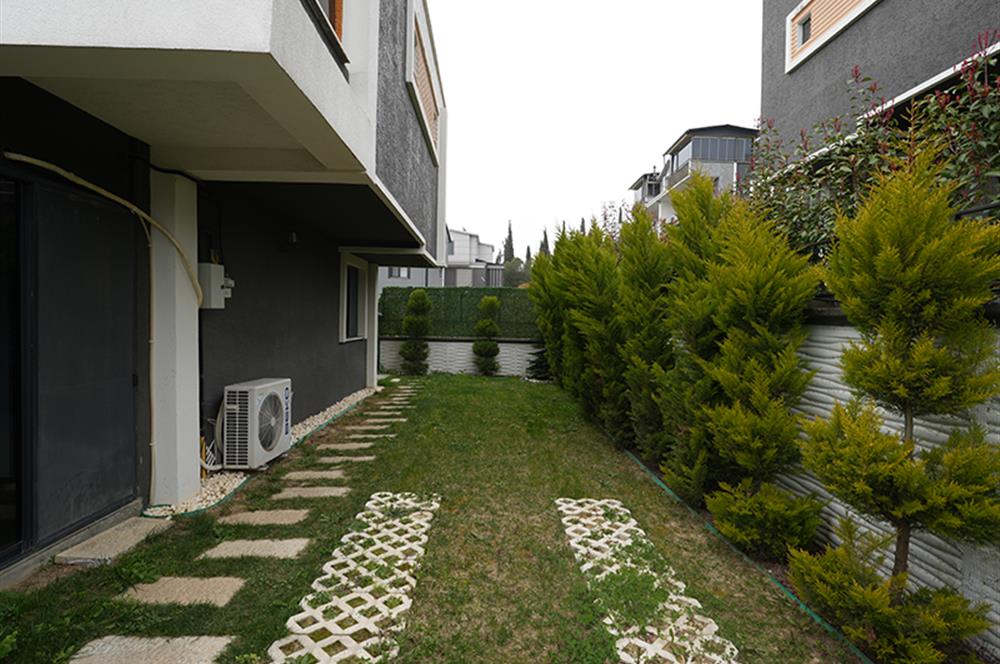 C21 Cius; Umurbey'de Bahçeli Dubleks Villa