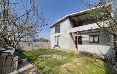 C21 Cius; Kumsaz'da Bahçeli Çift Cephe Yeni Yapı Müstakil Ev