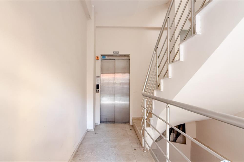 C21'DEN ÇARŞI ALACAMESCİD LOKASYONLU KOMPLE KİRALIK İŞ YERİ