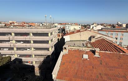 C21'DEN ÇARŞI ALACAMESCİD LOKASYONLU KOMPLE KİRALIK İŞ YERİ