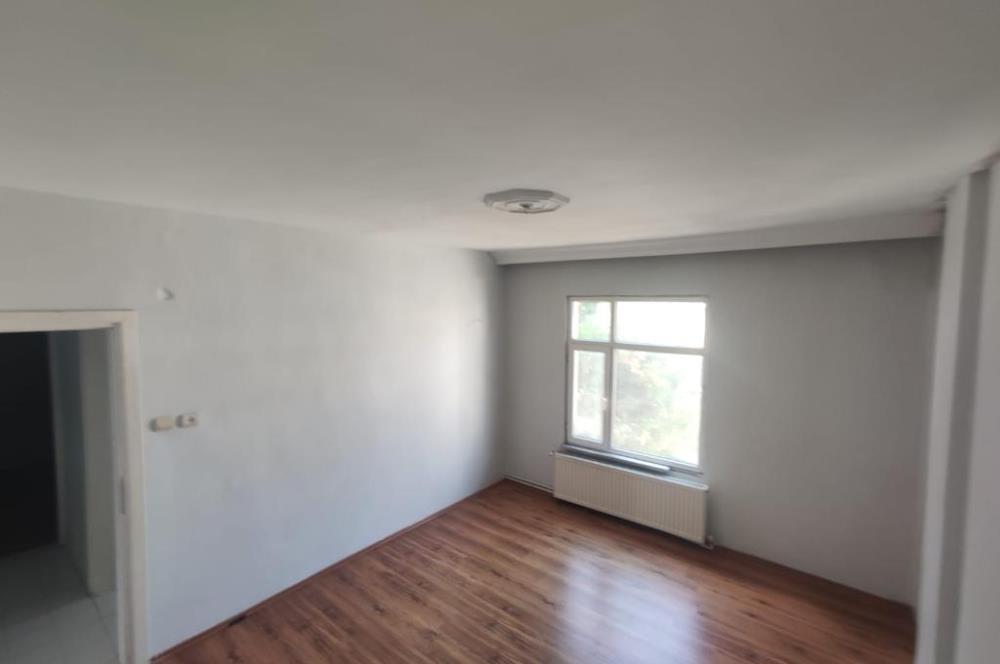 Mimarsinan'da Kiralık Bakımlı 3+1 Daire (100m², Sahile Yakın)