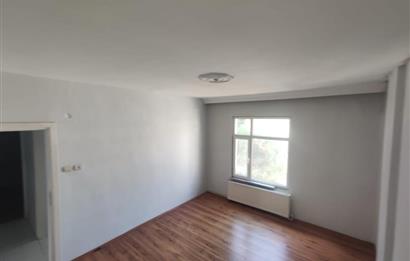 Mimarsinan'da Kiralık Bakımlı 3+1 Daire (100m², Sahile Yakın)