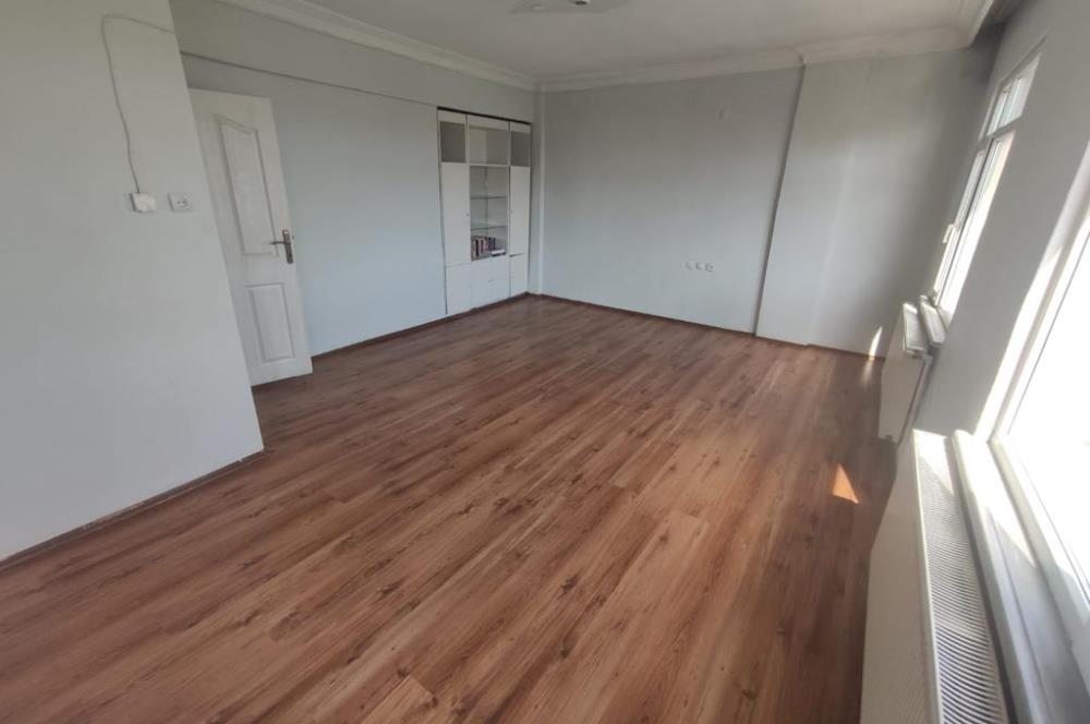 Mimarsinan'da Kiralık Bakımlı 3+1 Daire (100m², Sahile Yakın)