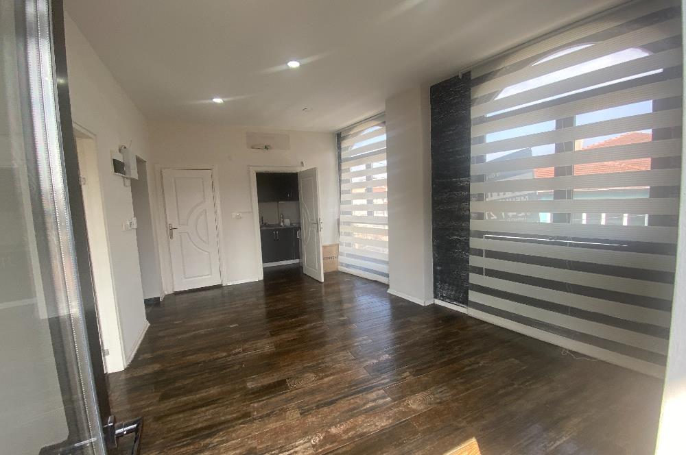 C21 İZ MEHMET ÇAKAR'DAN MERKEZ'DE SATILIK 3+1 OFİS