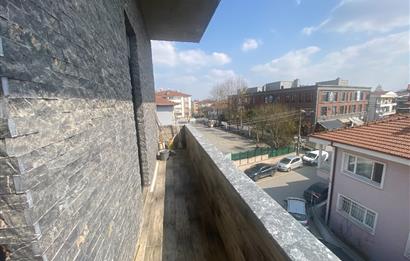 C21 İZ MEHMET ÇAKAR'DAN MERKEZ'DE SATILIK 3+1 OFİS